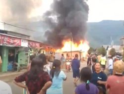 Ini Kronologi Kebakaran Kios dan Rumah di Desa Wayafli