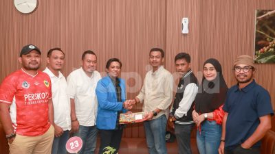 DPD KNPI Malut Resmi Serahkan SK Kepengurusan DPD KNPI Halmahera Timur