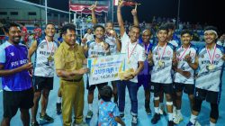 R13 United Juara Vollyball Bicoli Open Tournament I, Bupati Haltim Minta Jadi Agenda Tahunan