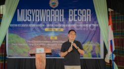 Sekda Haltim Tutup Mubes IKB Makayoa, Dorong Organisasi Selaraskan Program dengan Pemda