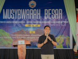 Sekda Haltim Tutup Mubes IKB Makayoa, Dorong Organisasi Selaraskan Program dengan Pemda